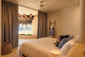 Mar de Coco Beach Front Villas
