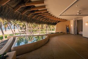 Mar de Coco Beach Front Villas