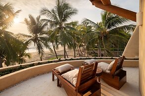 Mar de Coco Beach Front Villas