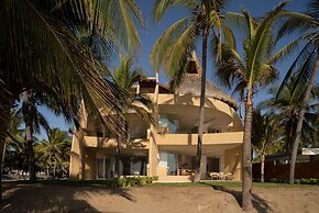 Mar de Coco Beach Front Villas