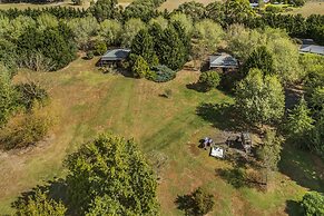 StayAU 3BR Quaint Countryside Cottage