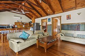 StayAU 3BR Quaint Countryside Cottage