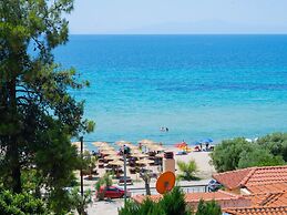 Zoe Seaview Apartment by Rentals Pro