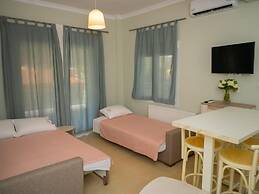 Zoe Seaview Apartment by Rentals Pro