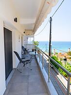 Zoe Seaview Apartment by Rentals Pro