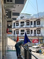 Goroomgo Girish Alay Homestay Uttarakhand
