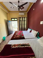 Goroomgo Girish Alay Homestay Uttarakhand