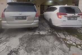 OYO 93836 Budi Residence 1