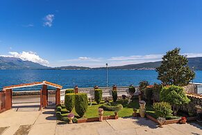 Seafront Haven Darka