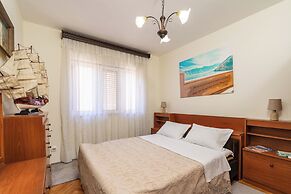 Seafront Haven Darka