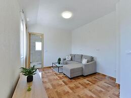 Pool Apartment Leonardo