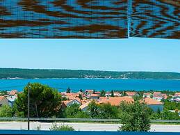 Pool Apartment Leonardo