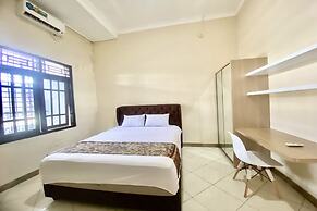 OYO 93838 Delia Inn Syariah