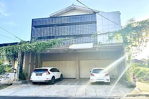 OYO 93838 Delia Inn Syariah