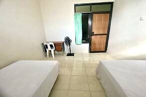 OYO 93838 Delia Inn Syariah