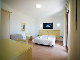 Mimose Beach Village