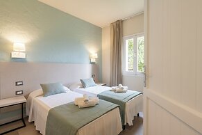 Mimose Beach Village