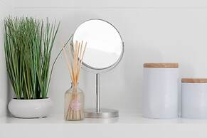 Cosy Studio for 4 People by Renters