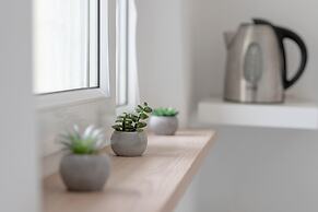 Cosy Studio for 4 People by Renters