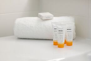 Coast Apartment With Balcony by Renters