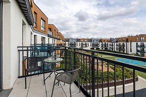 Coast Apartment With Balcony by Renters