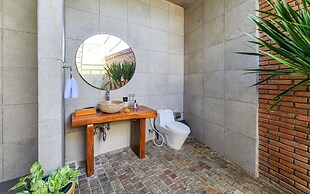 Villa Jonsu Uluwatu by Nagisa Bali