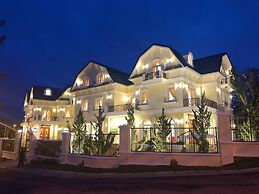 Da Tuong Luxury Villa Hotel