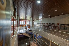 Sri Nandha Luxury Comforts