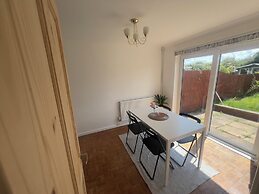 Charming 3-bed House in Leighton Buzzard