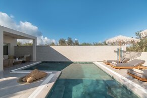 Camelia Luxury Suites - Private Pool & Jaccuzi