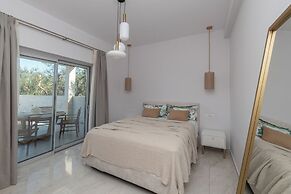 Camelia Luxury Suites - Private Pool & Jaccuzi