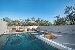 Camelia Luxury Suites - Private Pool & Jaccuzi