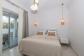 Camelia Luxury Suites - Private Pool & Jaccuzi