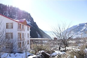 Snow Range Resort And Cottage