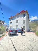 Snow Range Resort And Cottage