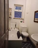 Captivating 2-bed Hideaway Apartment in Gloucester