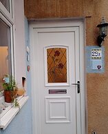 Captivating 2-bed Hideaway Apartment in Gloucester