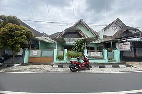 OYO 93839 Aquenda Homestay Syariah