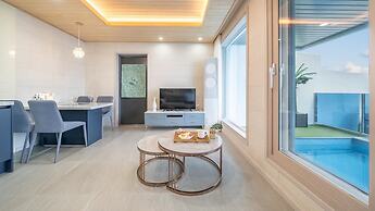 Namhae Eagless Poolvilla Pension