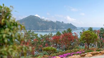 Namhae Eagless Poolvilla Pension
