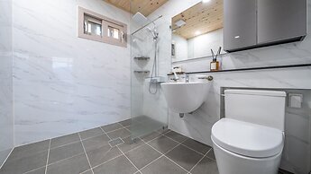 Namhae Eagless Poolvilla Pension