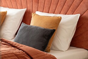 Bel Mare Apartment w/ Balcony by Renters