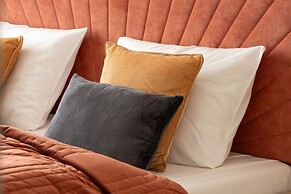 Bel Mare Apartment w/ Balcony by Renters