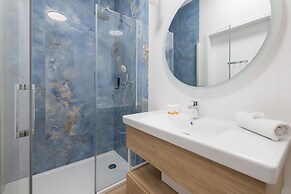 Bel Mare Apartment w/ Balcony by Renters