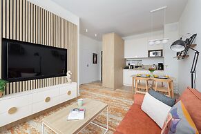 Bel Mare Apartment w/ Balcony by Renters