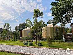 Eco Eyes Village