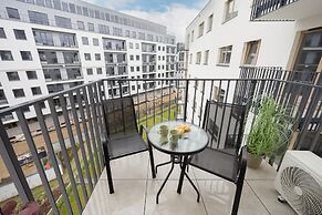 Air-conditioned Studio by Renters