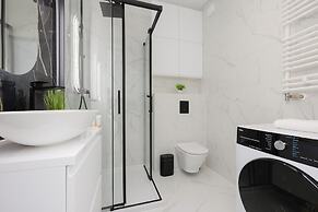 Air-conditioned Studio by Renters