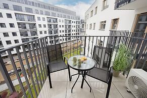 Air-conditioned Studio by Renters