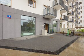 Air-conditioned Studio by Renters